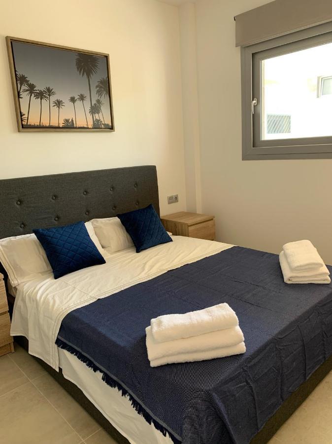 Apartamento Amalia Delux En Torrevieja Exterior photo