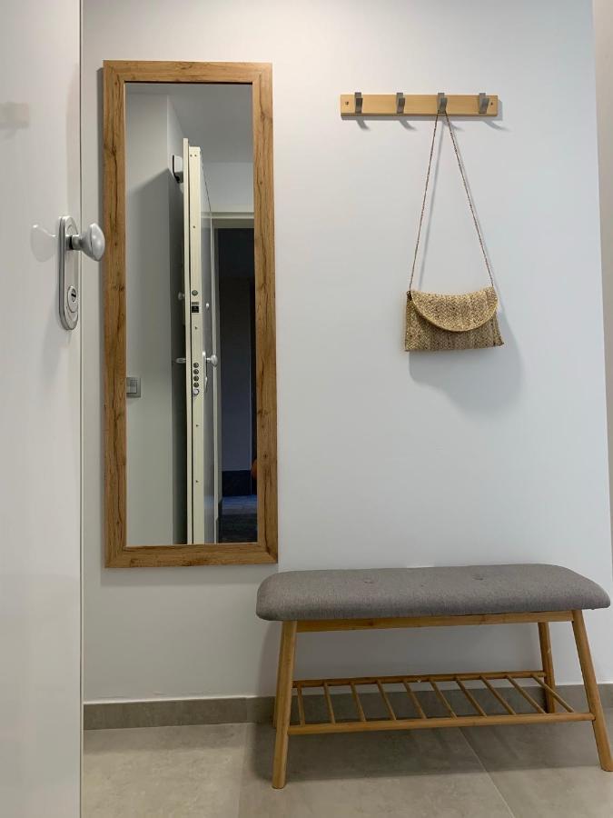 Apartamento Amalia Delux En Torrevieja Exterior photo